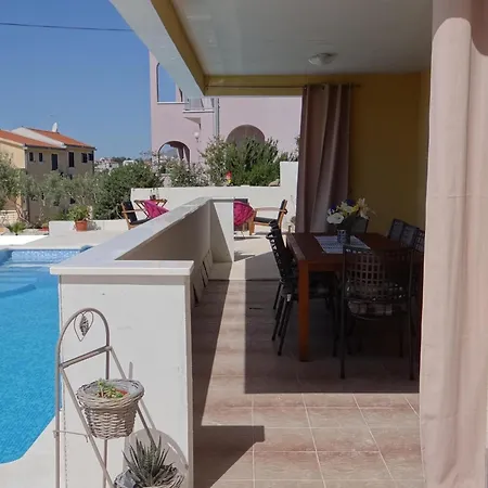 Helle Mit Sonnenbalkon Mit Meerblick Apartment